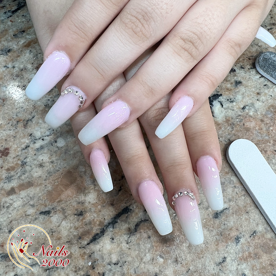  Nails 2000