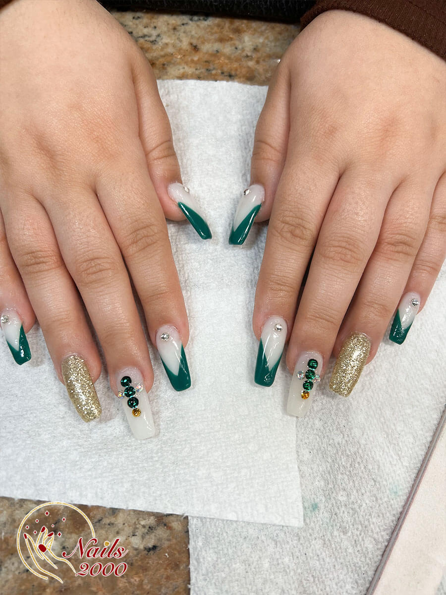  Nails 2000